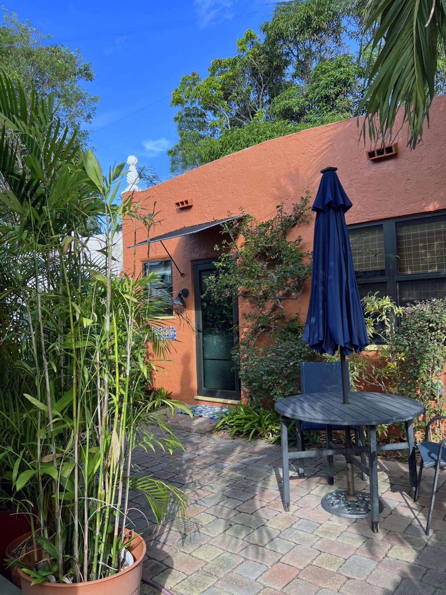 The Cottage At Pineapple House West Palm Beach Exterior photo